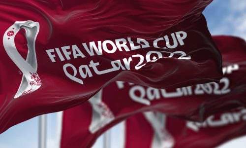 «Накажут по полной». Фаворит чемпионата мира-2022 по футболу оказался в центре скандала. Видео