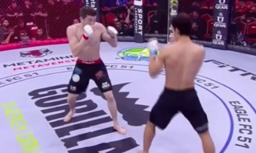 Нокаутом закончился бой Казахстан vs Узбекистан в лиге Хабиба