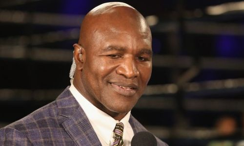 Холифилд назвал родившегося в Казахстане украинца лучшим российским боксером в истории