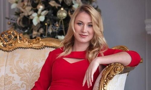 Первая олимпийская чемпионка-казашка показала фото своей семьи и дома 