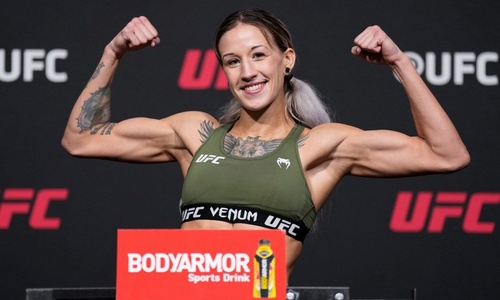«Не боится кинуться на более крупного хищника». В России отметили яркий образ казахстанки из UFC