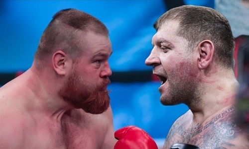 Александр Емельяненко уронил Вячеслава Дацика