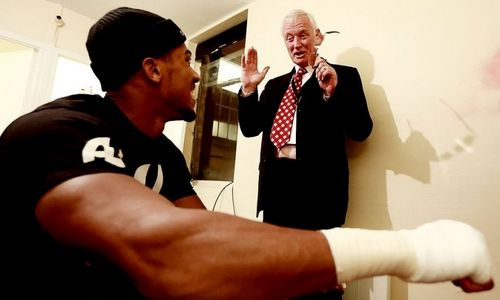 «Не может допустить». Энтони Джошуа рискует «похоронить» свою карьеру