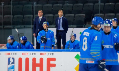 Казахстан провел решающий матч за выход в топ-дивизион молодежного чемпионата мира по хоккею