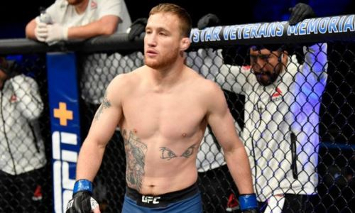 Уроженец Казахстана «уничтожил» Джастина Гэтжи. Видео