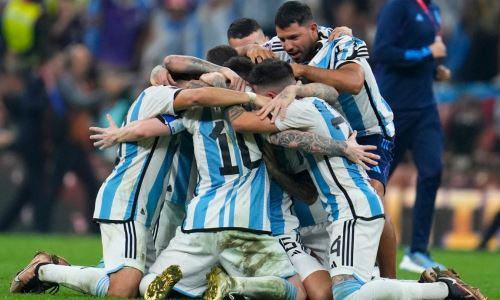 Наставник клуба КПЛ «огненно» отреагировал на победу Аргентины на ЧМ-2022. Видео