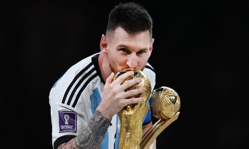 Фанаты Роналду вынудили ФИФА удалить громкое заявление о Месси после ЧМ-2022