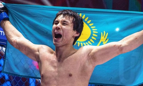 «Соперника с улицы поймали». Казахстанского актера высмеяли после мощного нокаута в ММА