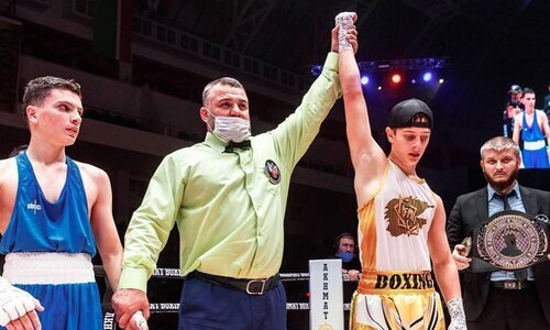 Непобежденный боец UFC станет секундантом сына Рамзана Кадырова в дебюте в ММА