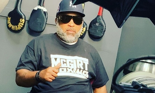 «Они ему лгут». Тренер Алимханулы высказался о работе с Джошуа и вынес вердикт британцу