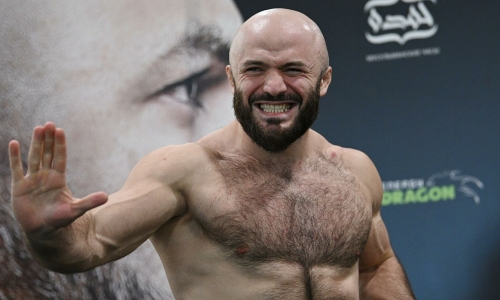 «Когда я уже подумал, что у него проблемы, он закрыл вопрос». Магомед Исмаилов высказался о победе казахстанца