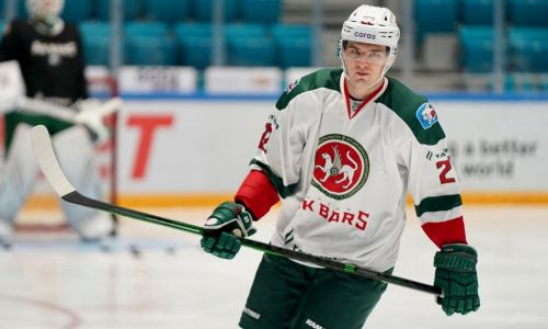 Казахстанский нападающий сделал признание о своей третьей шайбе за «Ак Барс»