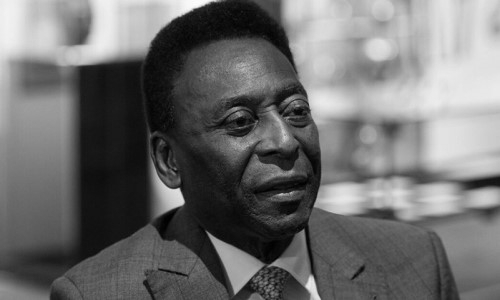 Лидер сборной Казахстана обратился к ушедшему из жизни Пеле