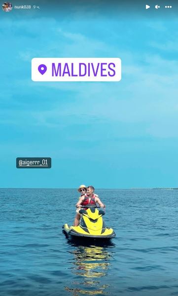 Нуралы Алип показал эффектное фото с красавицей-женой на Мальдивах