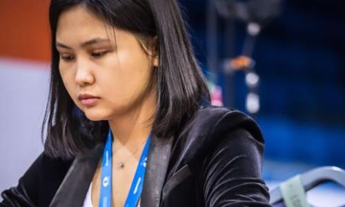 Бибисара Асаубаева высказалась про соперничество со снявшей хиджаб в Казахстане иранской шахматисткой