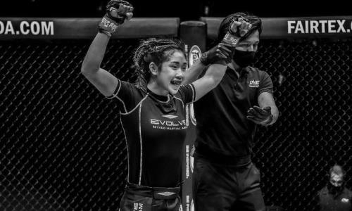 Восходящая звезда ММА умерла в возрасте 18 лет