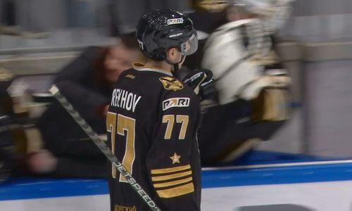 Хоккеист сборной Казахстана забросил первую шайбу за новый клуб в ворота «Барыса». Видео