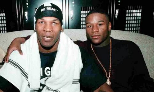 «Нахваливает свой говно-рекорд». Майк Тайсон жестко наехал на Флойда Мэйвезера