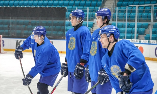 Казахстан назвал состав на матч против США на хоккейном турнире Универсиады-2023