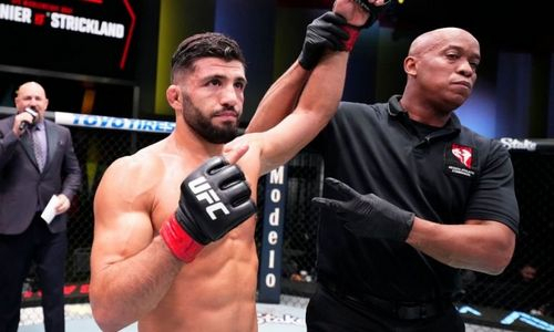 Боец UFC выбрал следующего соперника после победы над казахстанцем