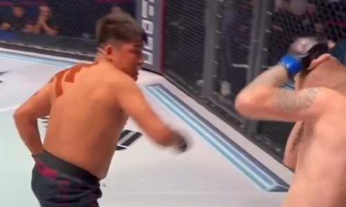 Казахстанский боец за 20 секунд нокаутировал российского. Видео