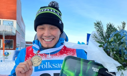 Казахстанец завоевал «бронзу» чемпионата мира в пара биатлоне