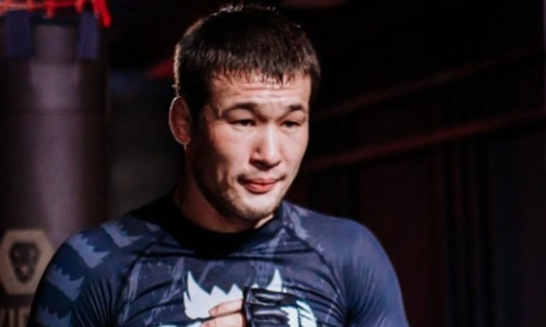 «Это правильно». Шавкат Рахмонов выбрал язык между казахским и русским для карьеры в UFC