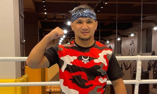 «Просто бомба». Известный казахстанский боец показал фото с экс-чемпионом UFC