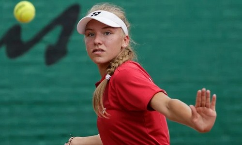 «Говорят, я похожа на Рыбакину». Победительница юниорского Australian Open раскрыла отношение к казахстанке