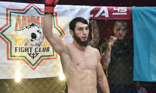 Новый чемпион отреагировал на лишение титула его соперника из Казахстана