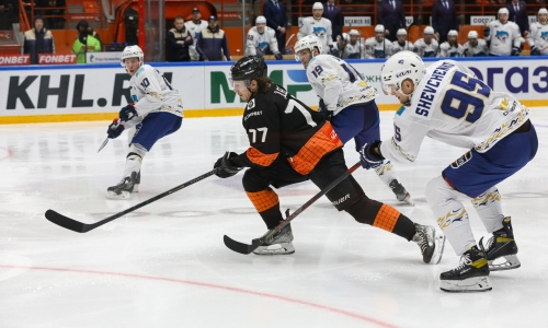 Фоторепортаж с матча КХЛ «Амур» — «Барыс» 4:3 Б