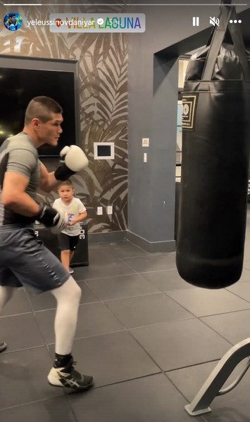 Данияр Елеусинов приступил к тренировкам в США