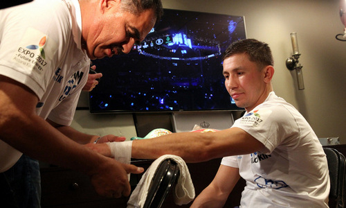 «Побьет, будто он что-то украл». Абель Санчес вынес вердикт бою Головкина с непобежденным нокаутером