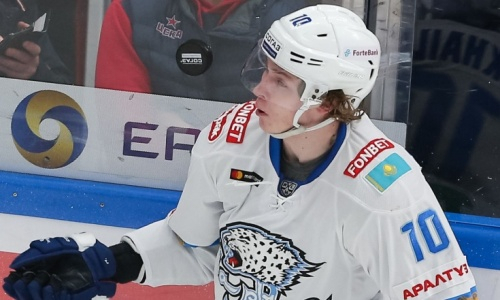 Никита Михайлис присоединился к Боченски, Бойду и Доусу