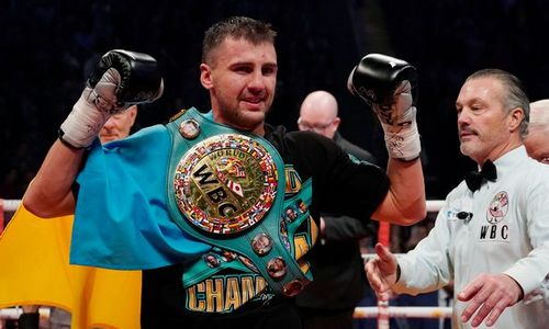 Экс-чемпион мира возобновил карьеру спустя четыре года. Есть дата боя и соперник