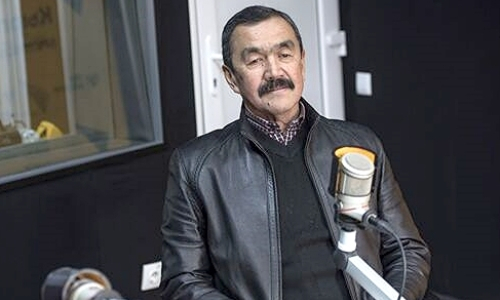 Казахстан помог прославленному пловцу из Кыргызстана