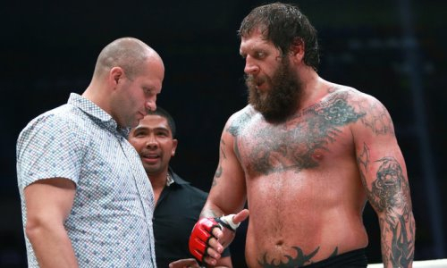 «Никогда не жалели друг друга». Емельяненко выложил видео, на котором дерется с братом