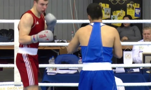 Олимпийский чемпион по боксу из Казахстана разбил лицо сопернику и трижды отправил его в нокдаун. Видео