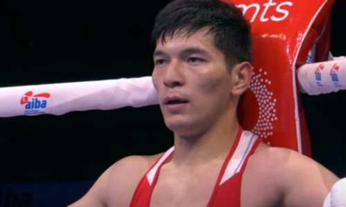 Казахстанский боксер проиграл чемпиону мира