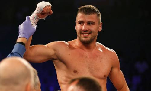 Экс-чемпион мира получил нового соперника за день до боя