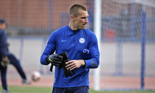 Опытный казахстанский вратарь официально нашел клуб в КПЛ