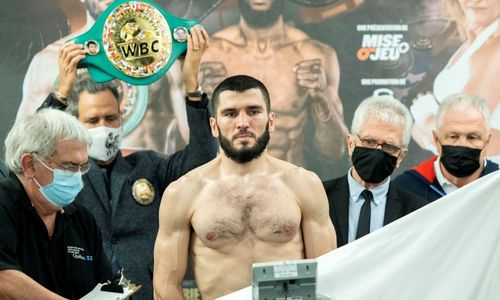 Бетербиев отреагировал на статус аутсайдера в потенциальном бою с Биволом