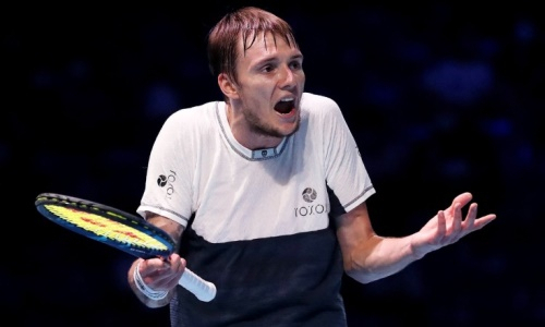 Лучший теннисист Казахстана не смог пробиться в полуфинал турнира в Роттердаме