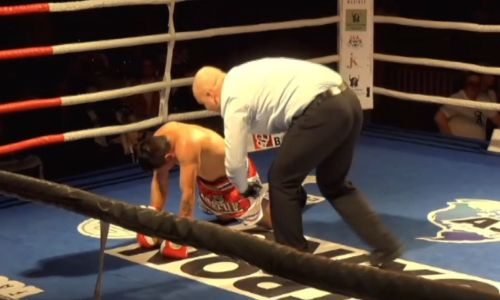 Видео полного боя, или Как боксер из Казахстана заставил «Бычка» ползать по рингу от боли