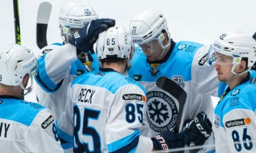 Клуб КХЛ на выезде обыграл «Салават Юлаев» перед матчем с «Барысом». Видео