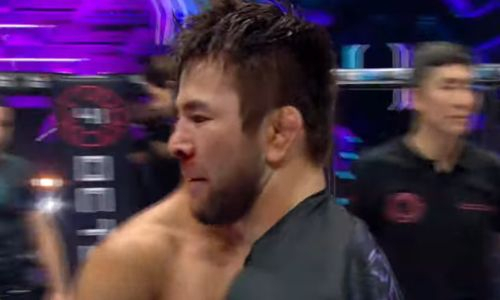 Казахский боец словами «можем порвать всех» прокомментировал неожиданную драку с узбекистанцем