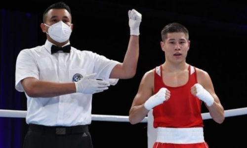 Казахстанский боксер переломил ход боя и победил на старте малого ЧМ-2023