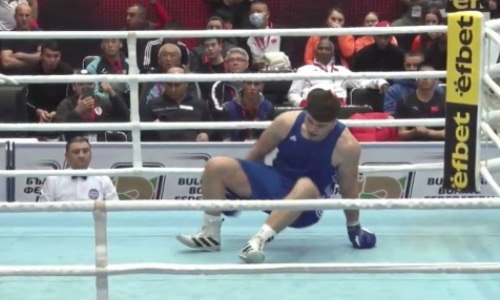 Пушка в челюсть. Видео мощного нокаута Камшыбека Кункабаева на старте малого чемпионата мира