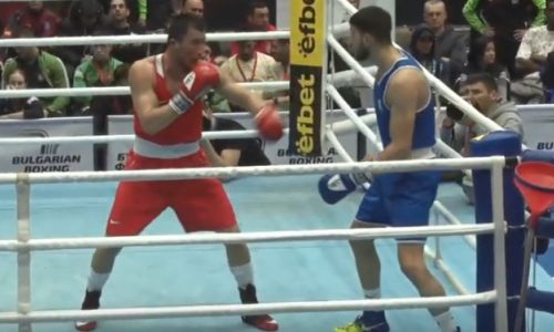 Видео неожиданного поражения казахстанского боксера в полуфинале малого чемпионата мира
