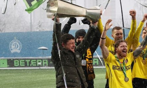 Бывший наставник клуба КПЛ завоевал трофей в Европе